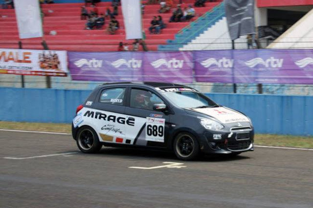 Name:  mirage race car.jpg
Views: 1180
Size:  64.0 KB