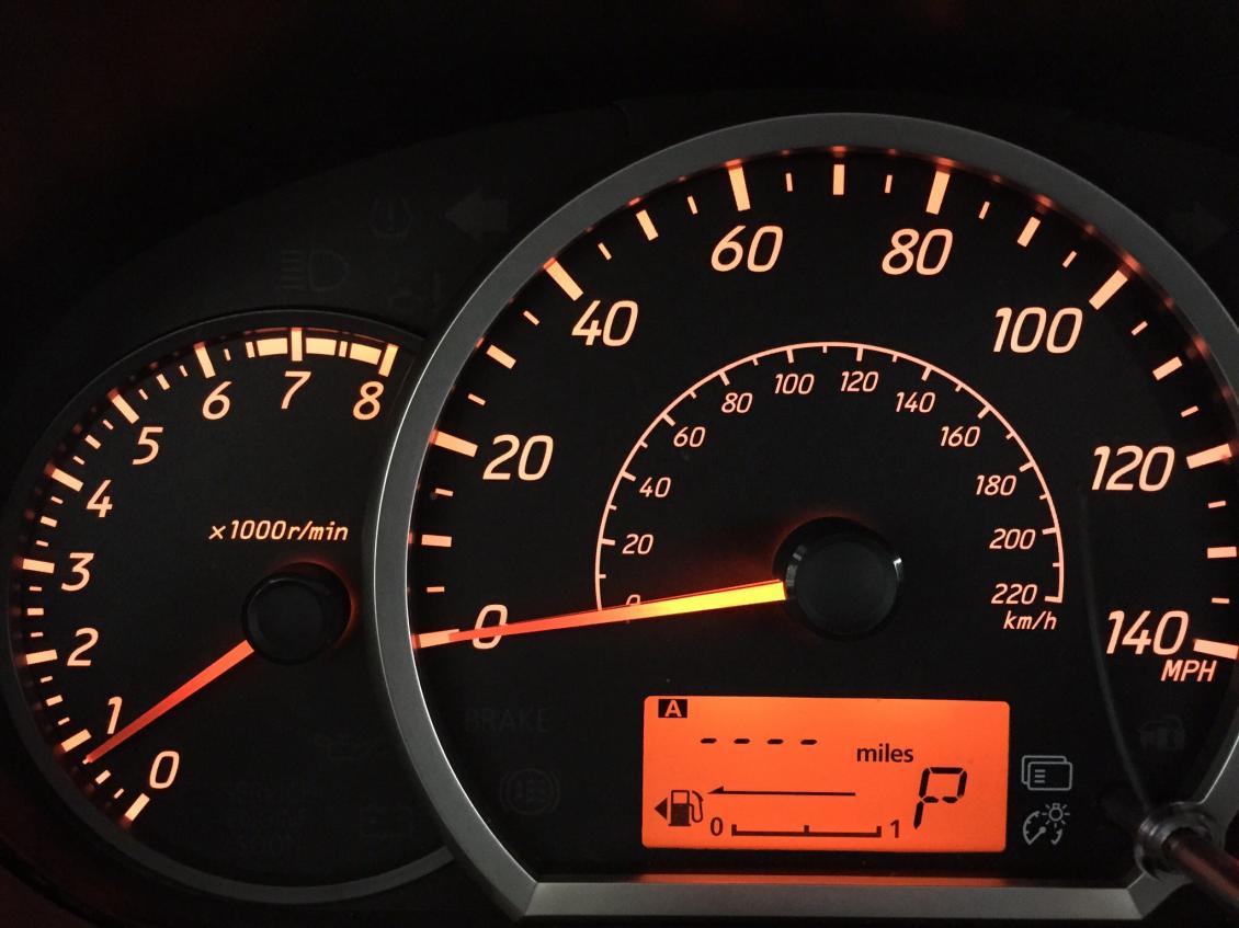 Low Fuel Warning Gas Gauge Flashes Well Before Empty