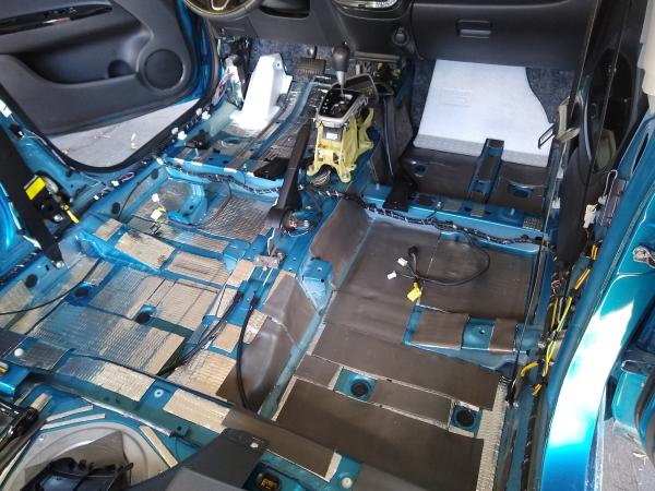 2018 Mitsubishi Mirage SE: interiormods
